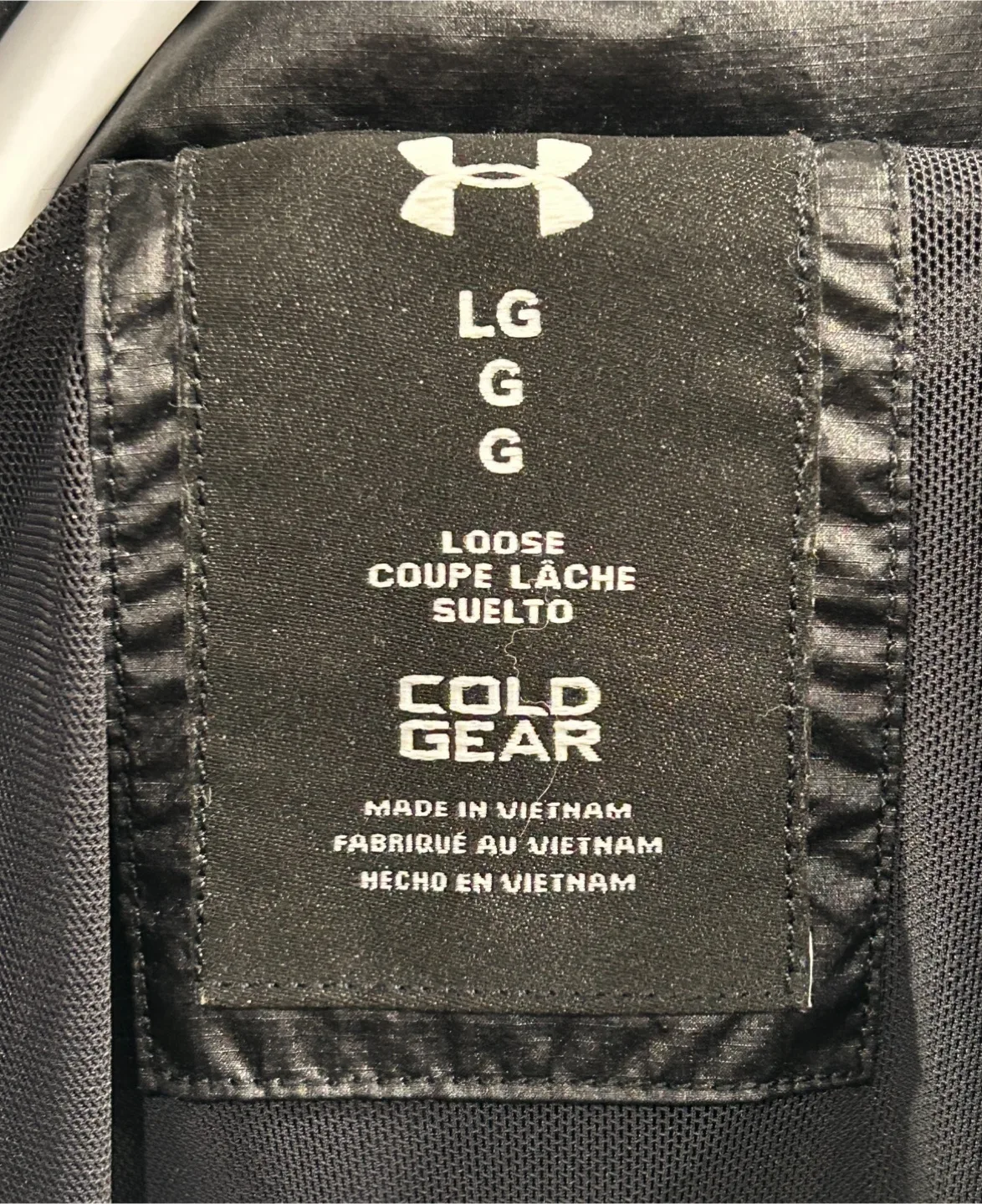 Men’s Under Armor Loose Cold Gear Storm Pullover Wind Breaker image indicator(7)