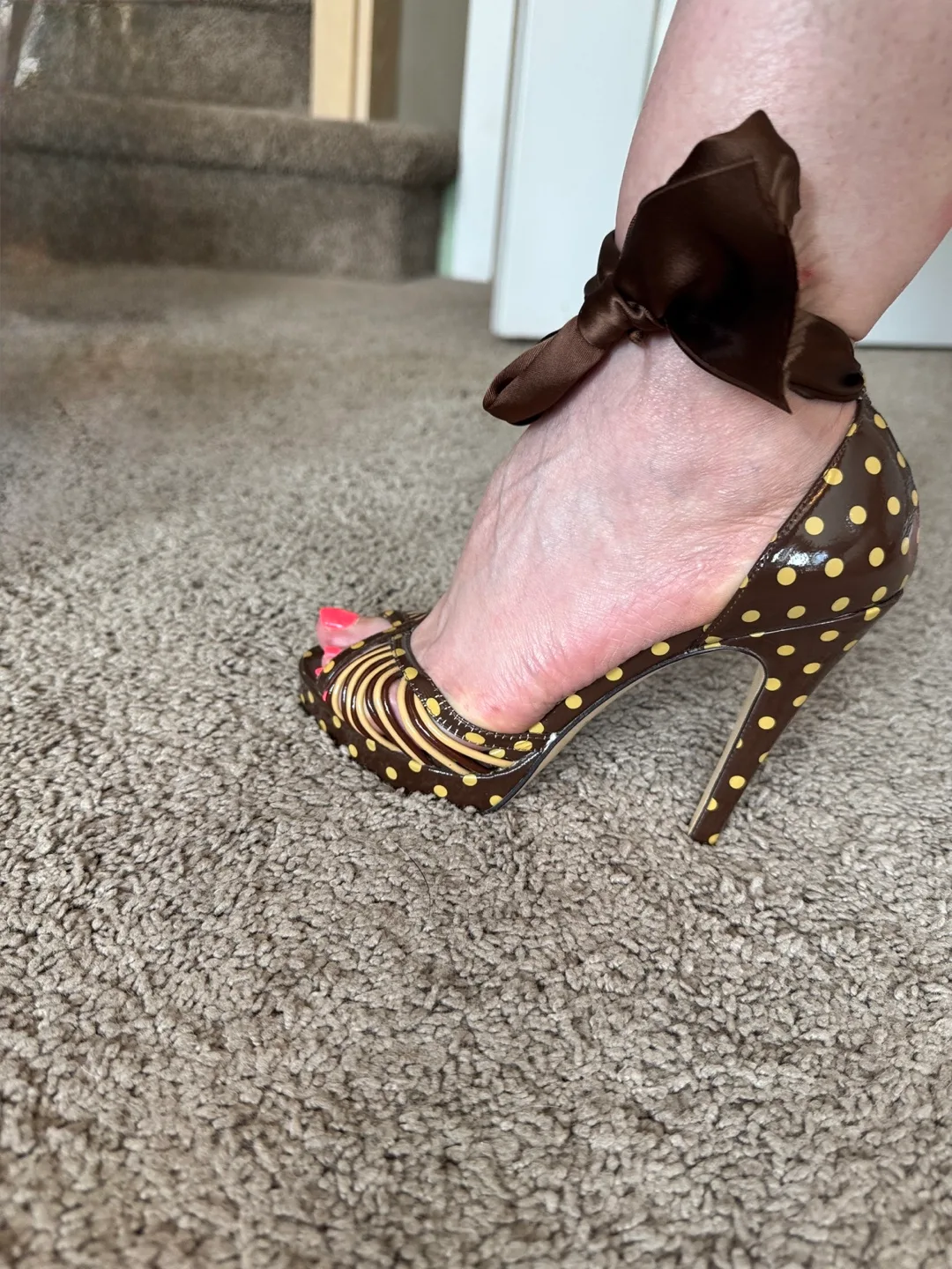 Jennifer Lopez Brown Polka Dot Heels - Size 6 thumbnail