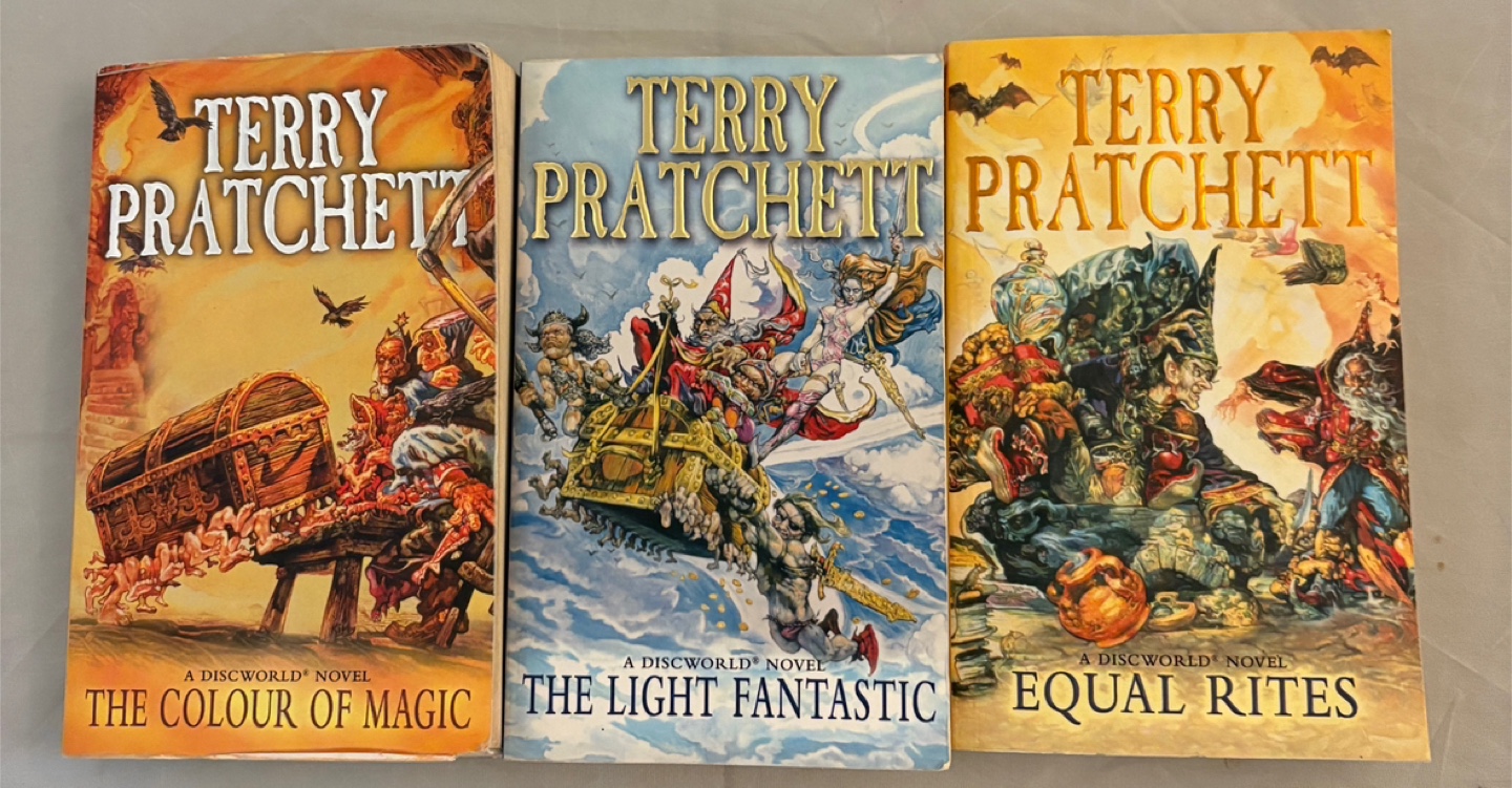 Terry Pratchett Discworld Novels