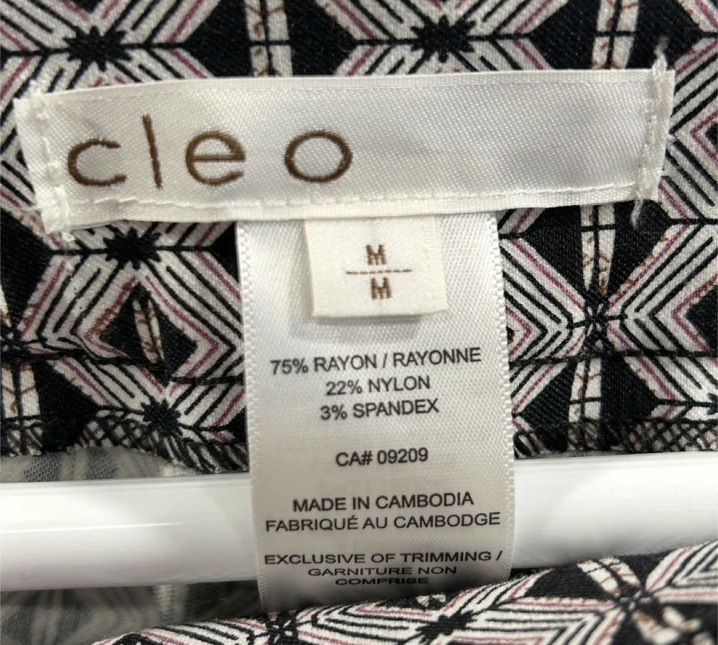 Black and White Geometric Design Womens Dress Pants image indicator(4)