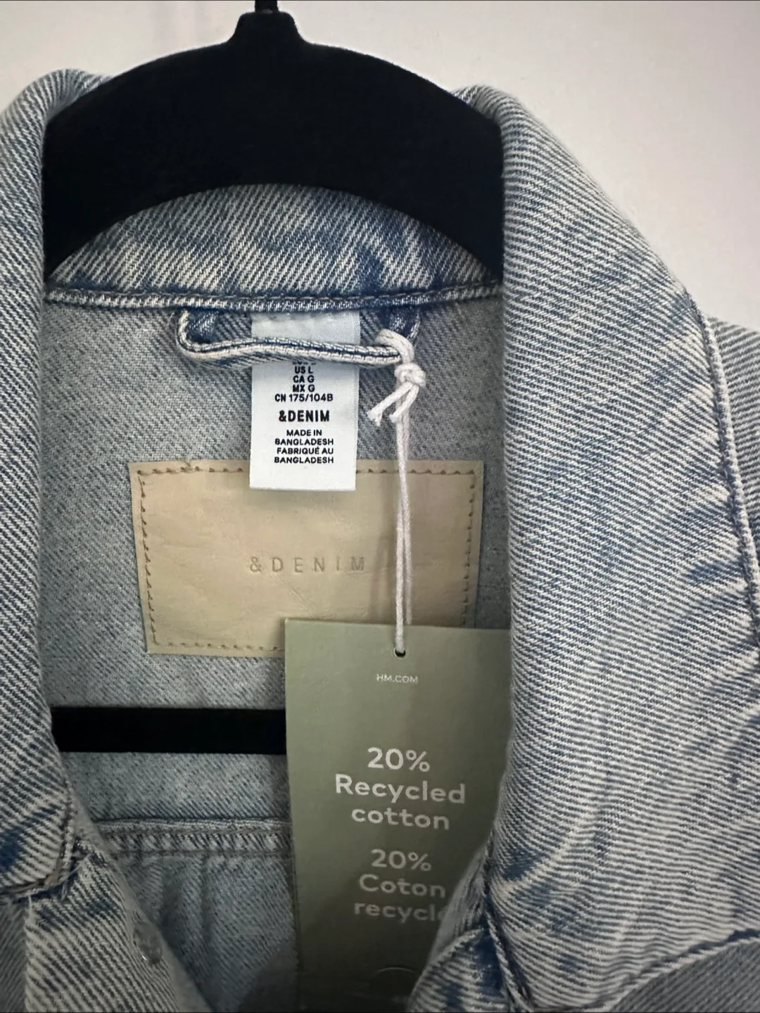 H&M denim jacket image indicator(2)