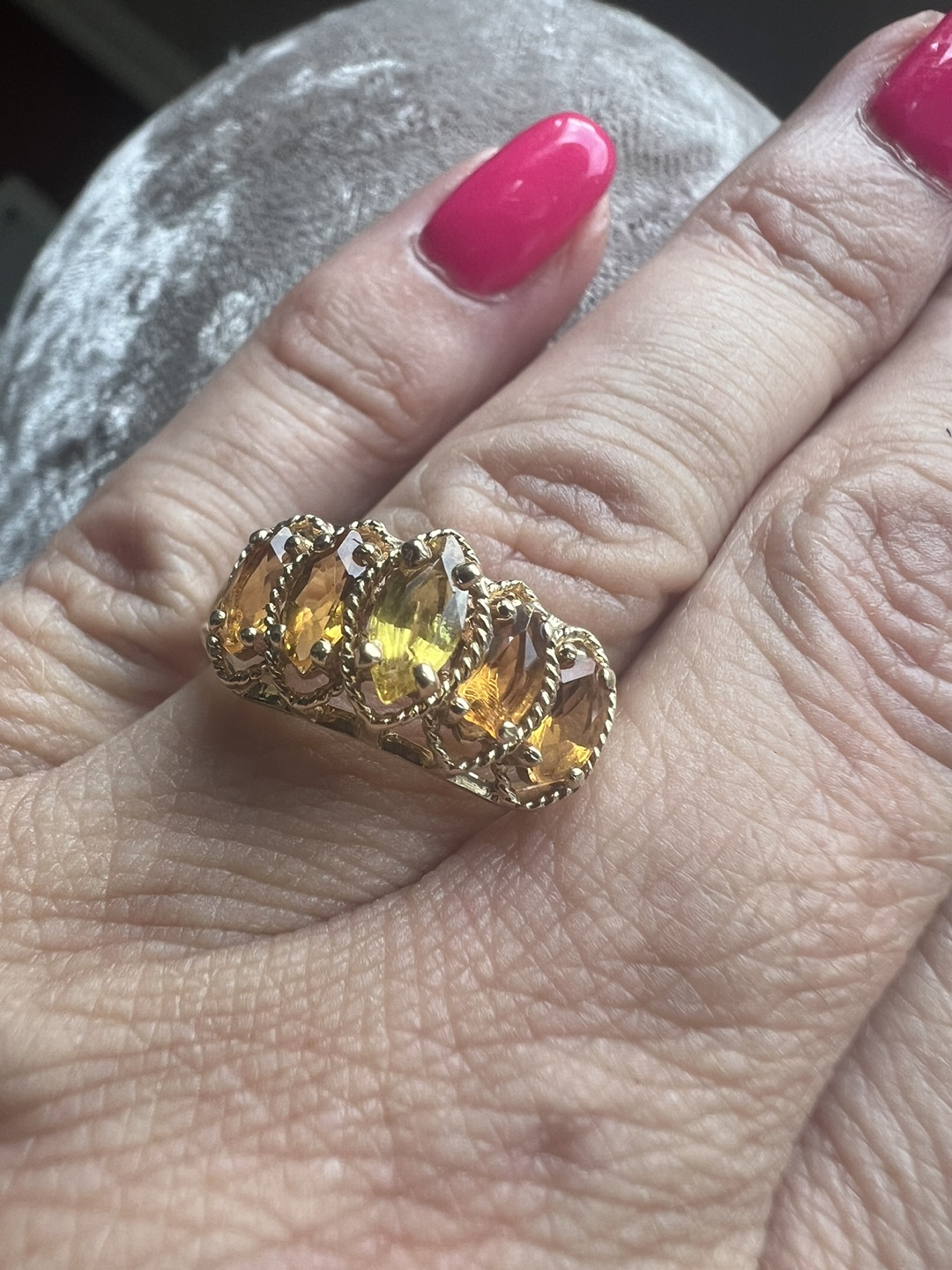 10 k Vintage Gold Ring with Citrine Stones - photo 3