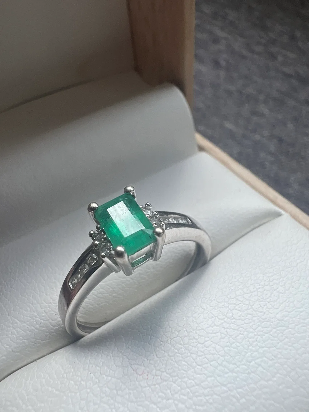 Emerald & Diamond Ring thumbnail