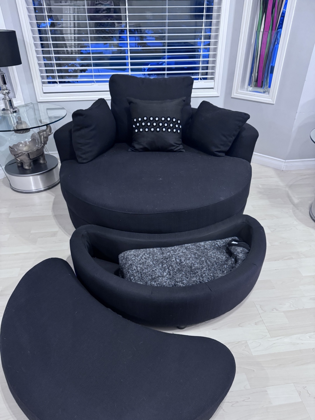 Black Round Swivel Chair with Ottoman - photo 2