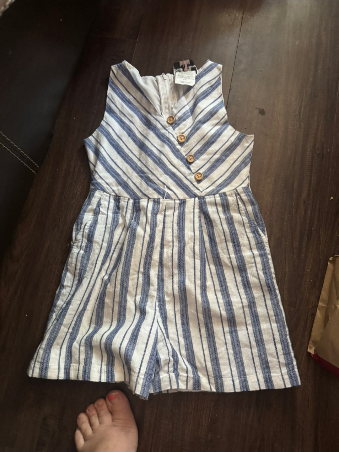6-7 yo girl' Clothes Bundle 💛