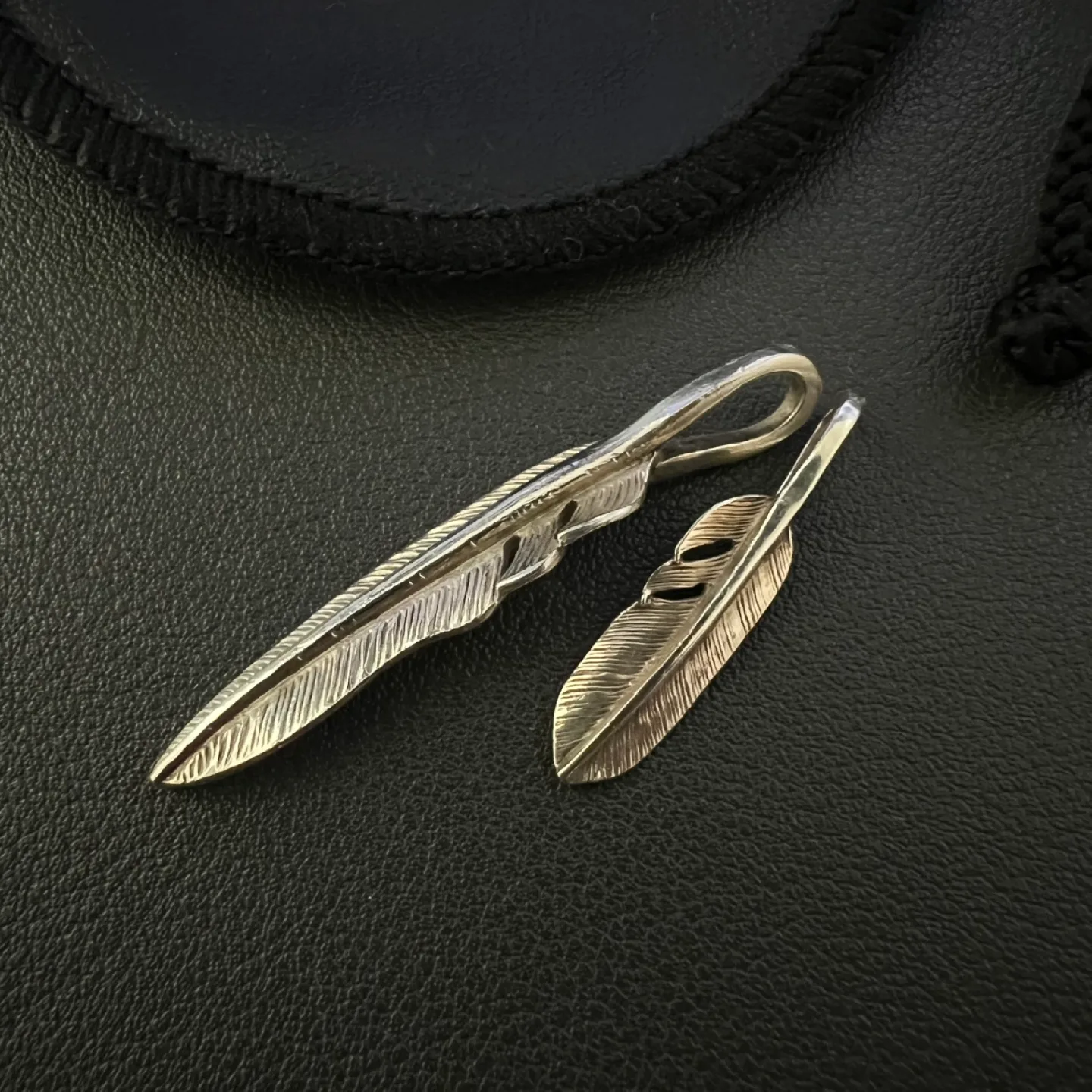 First Arrows Feather Silver Pendant set thumbnail