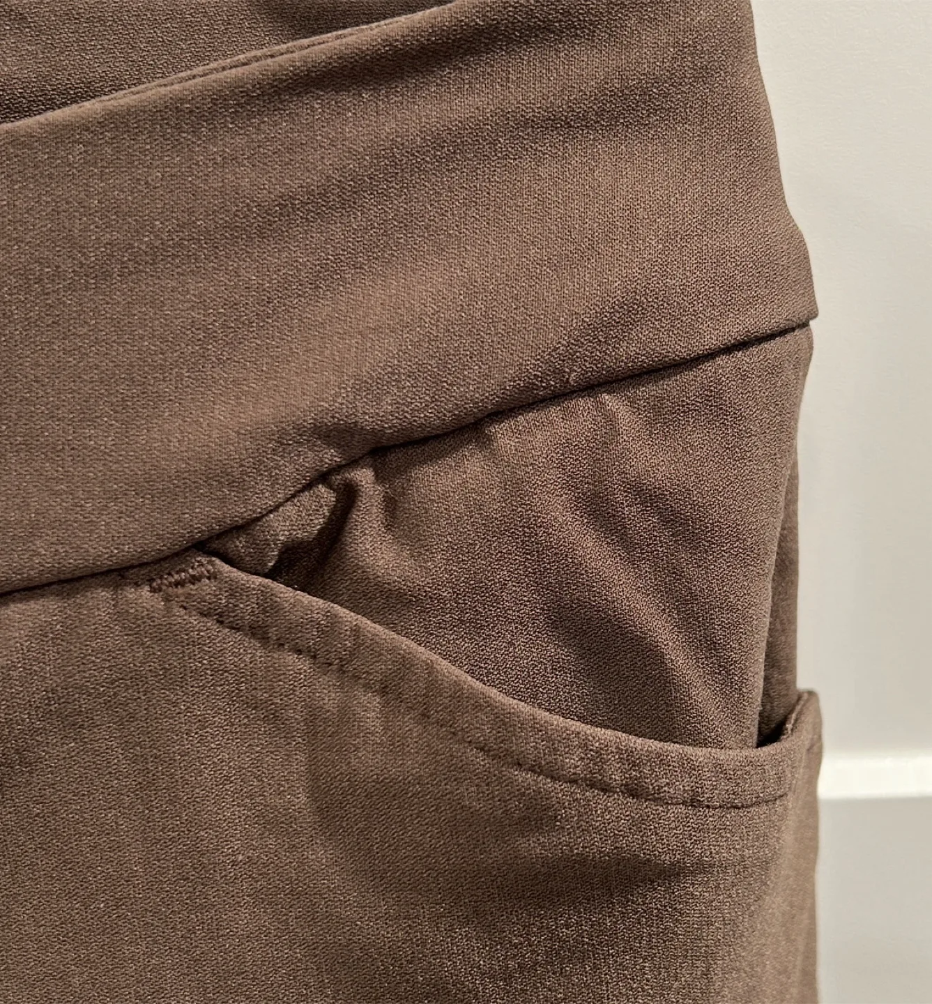 Women’s Ankle Cut Womens Dress Pants (Northern Reflections) image indicator(3)