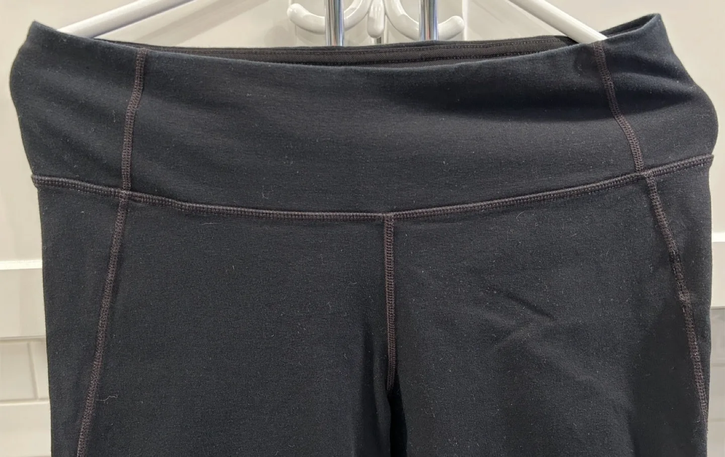 Women’s Black Athletic Leggings  (Hyba Brand) image indicator(4)