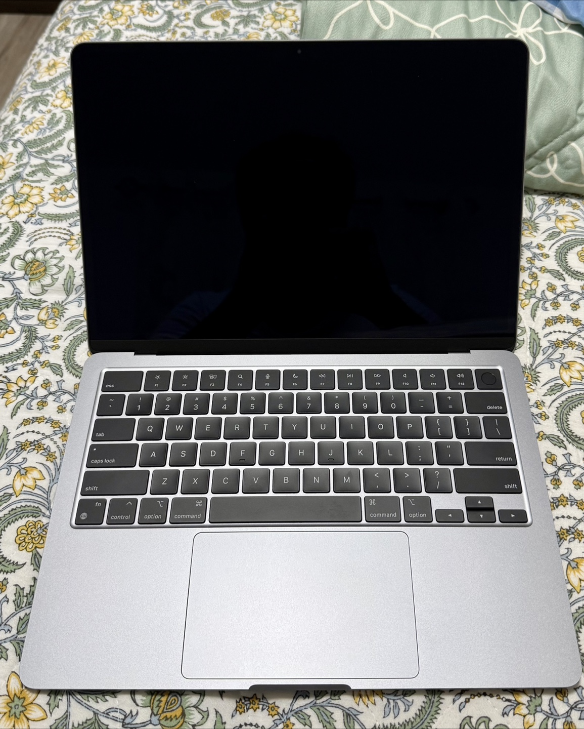 Apple Macbook Air M2_512gb - Excellent Condition - photo 3