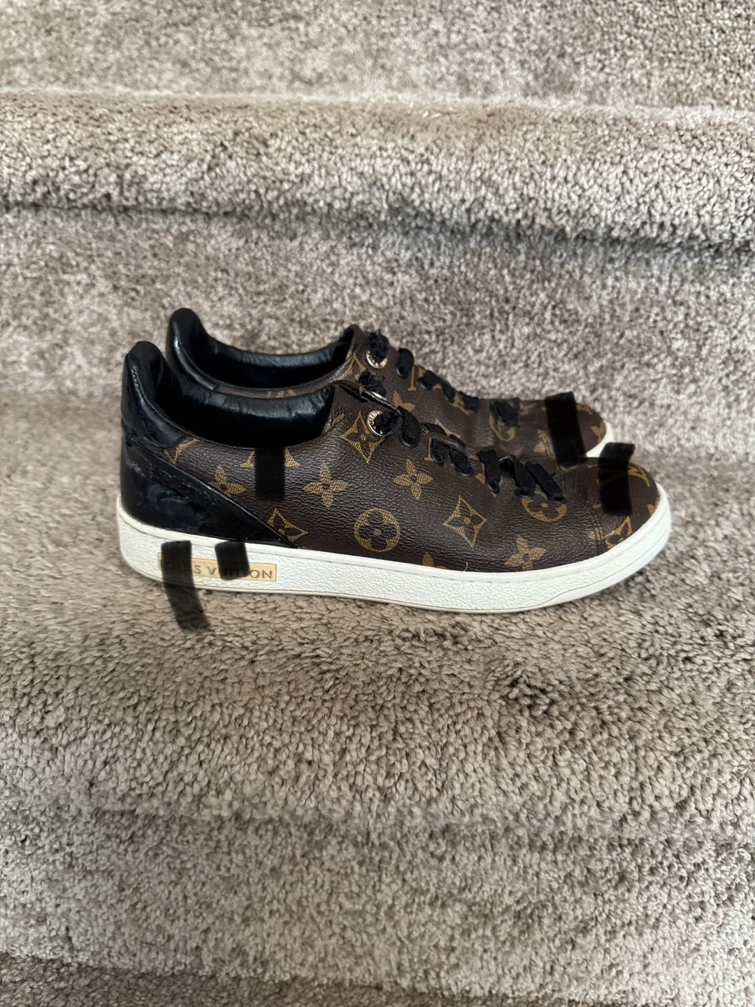 Brown Monogram Sneakers size 37 thumbnail