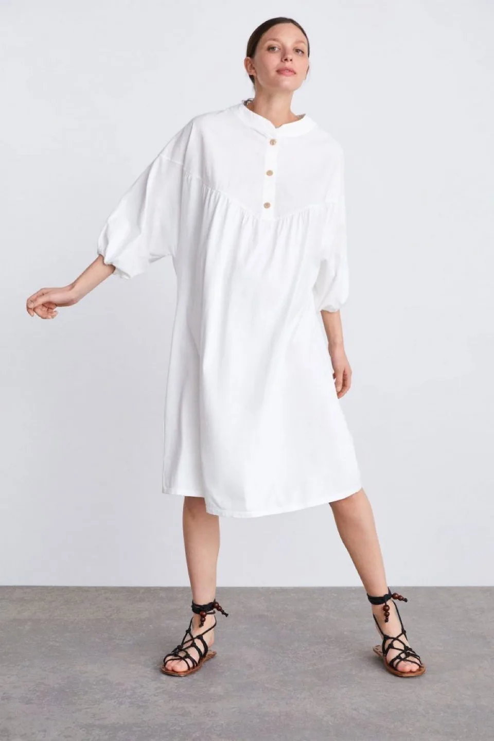 Zara White oversized Dress Size XS thumbnail