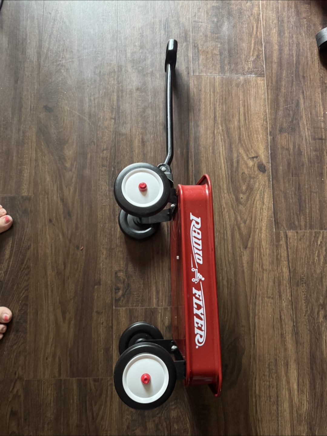 Radio Flyer Classic Red Wagon
