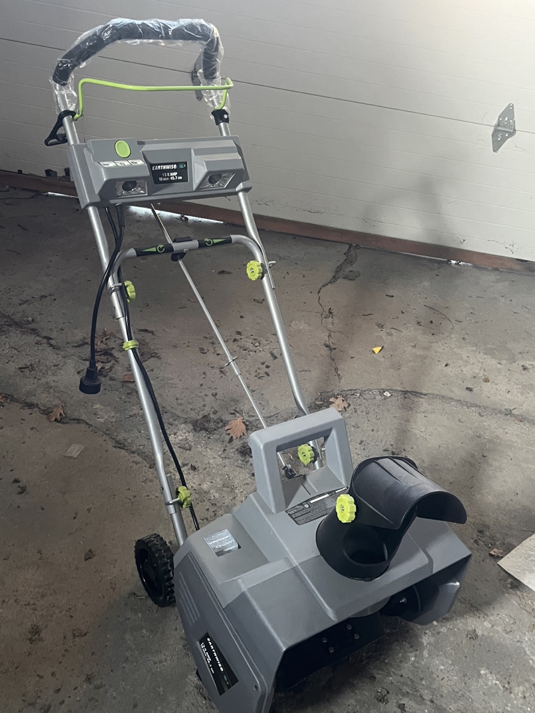 Earthwise 13.5-Amp Electric Snow Shovel - photo 2