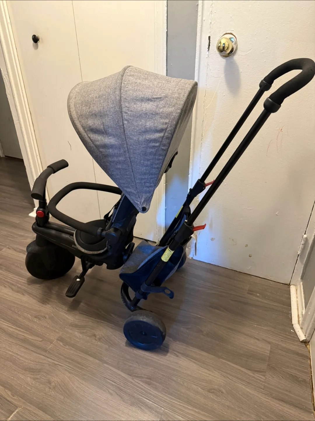 Smartrike Folding Grey Stroller Trike image indicator(2)