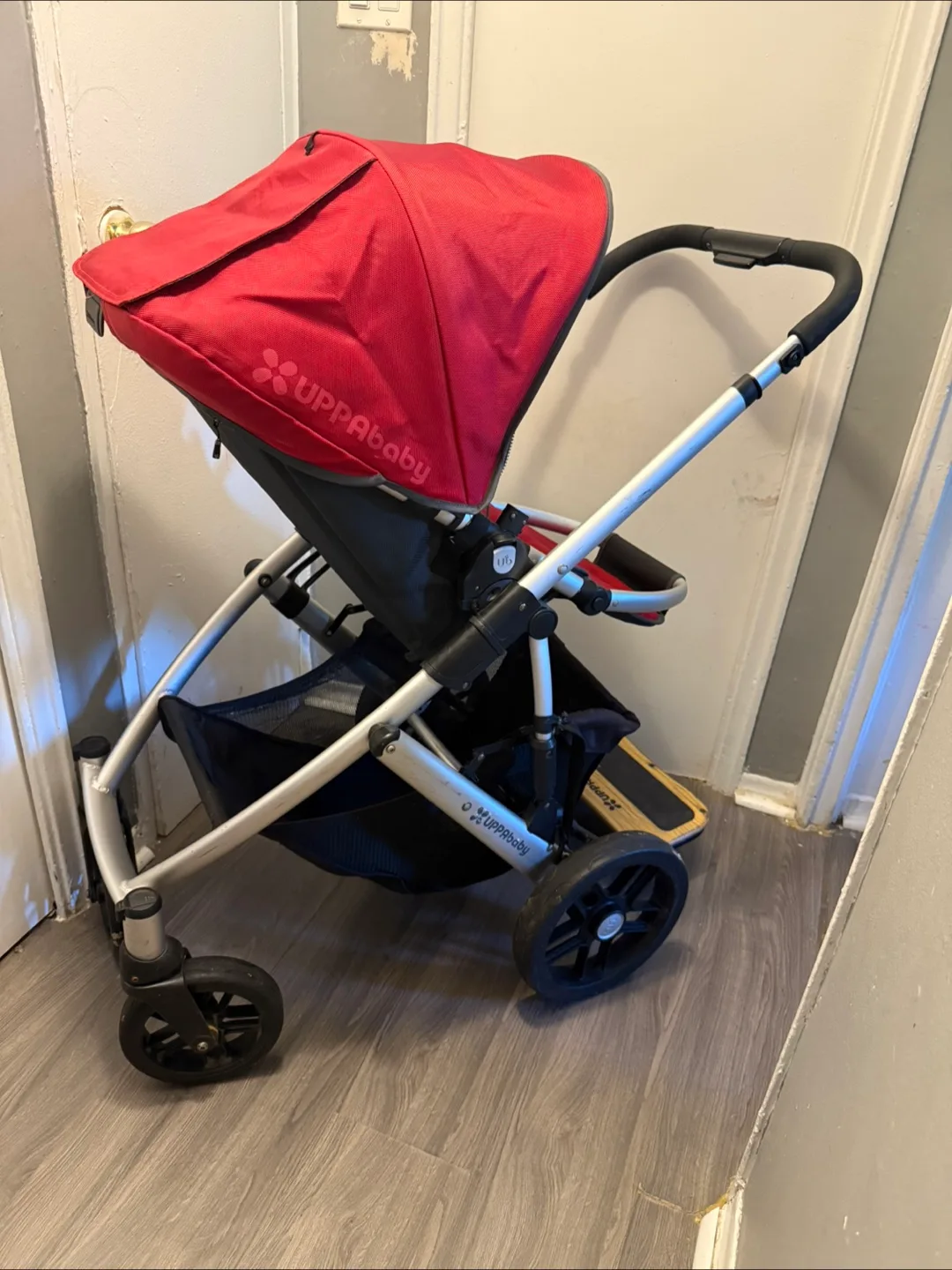 UPPAbaby Stroller with piggy back image indicator(2)