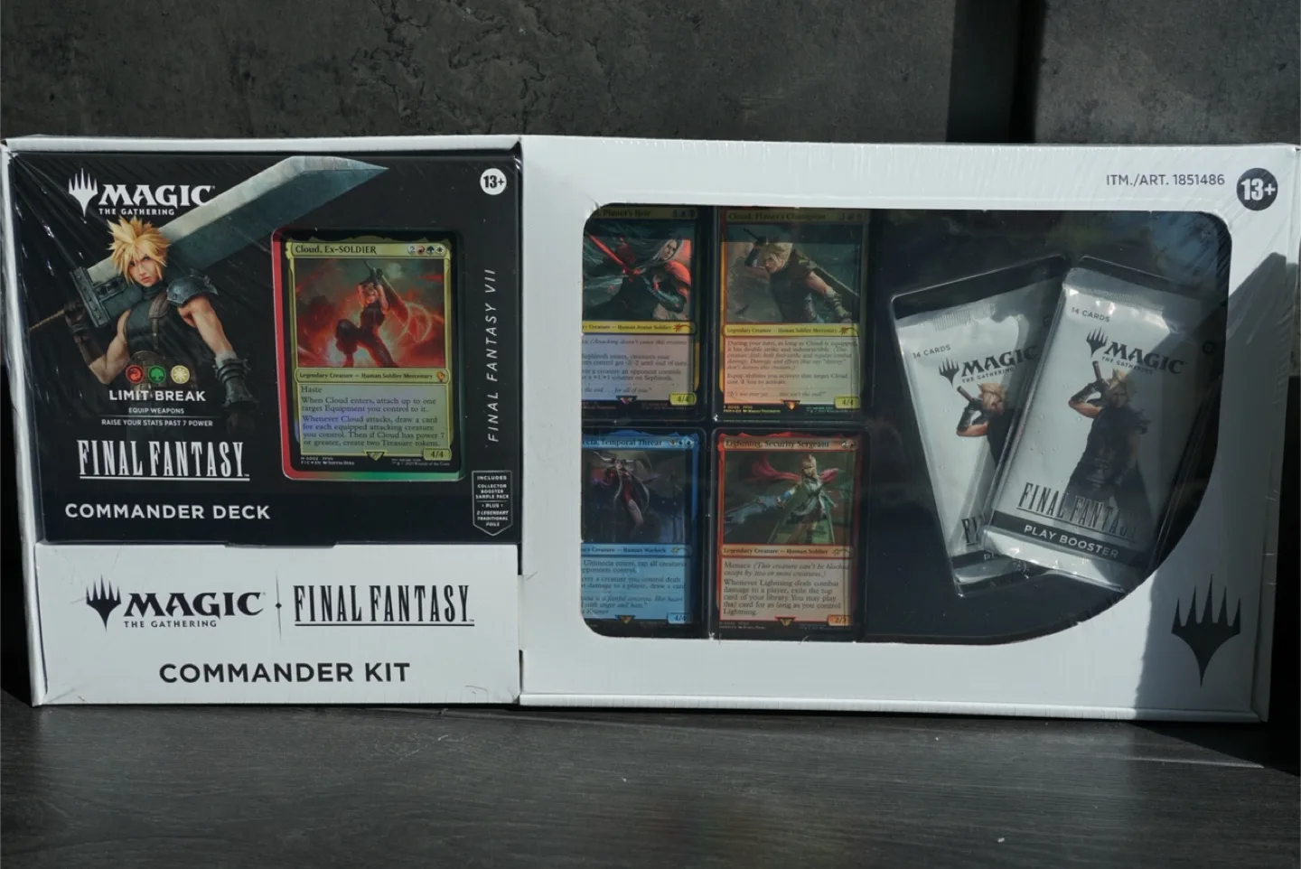 Magic The Gathering Final Fantasy Commander Deck thumbnail