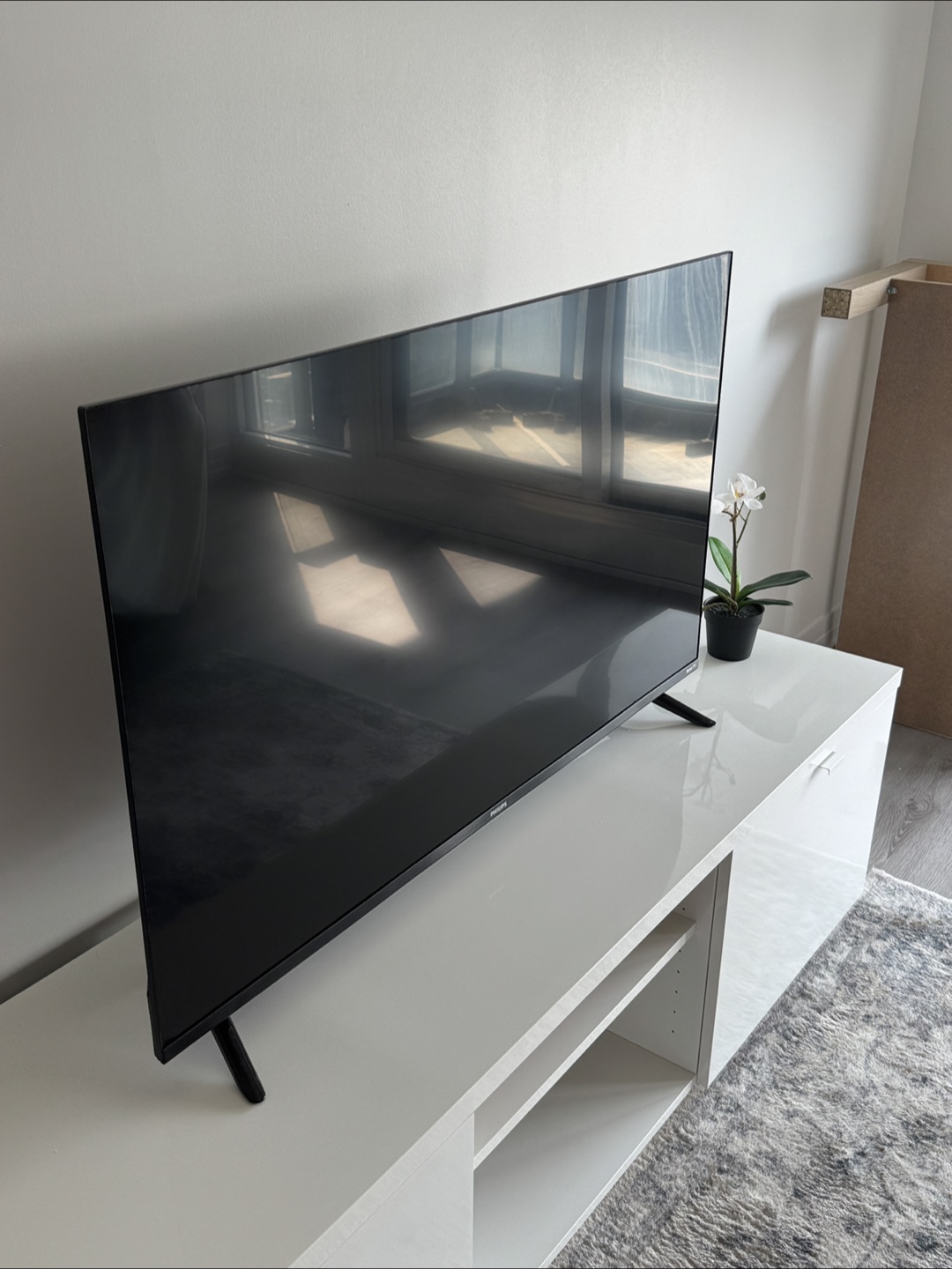 Philips Smart TV - photo 2
