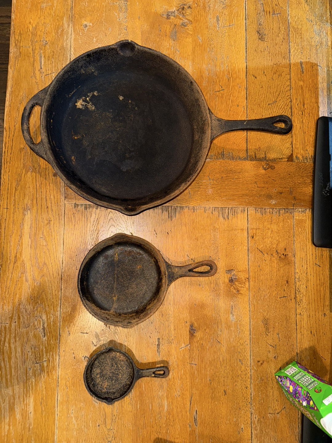 Lodge Cast Iron Skillet Set - photo 2