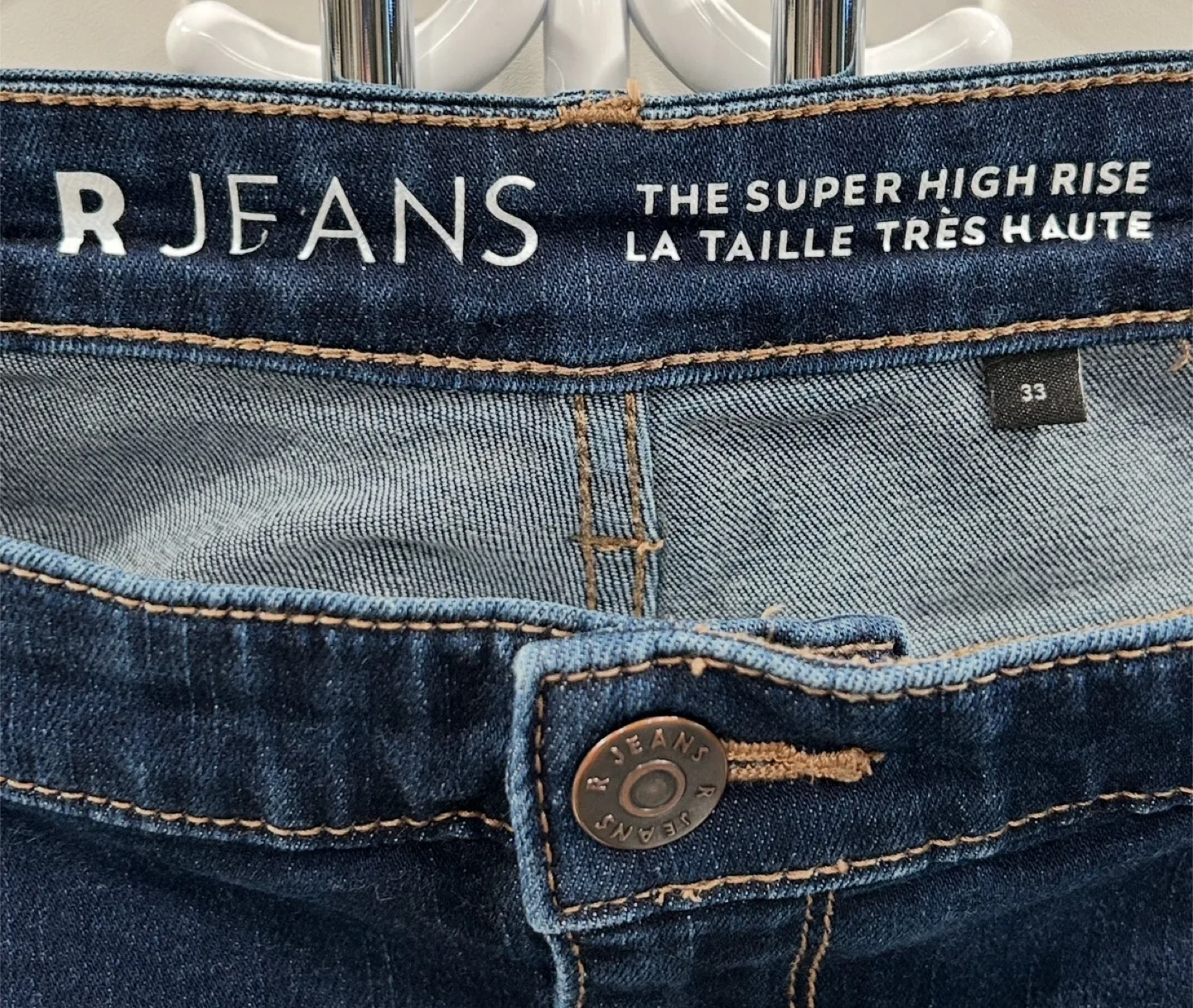 Women’s The Super High Rise Jeans (Reitmans)(33 Reg) image indicator(4)