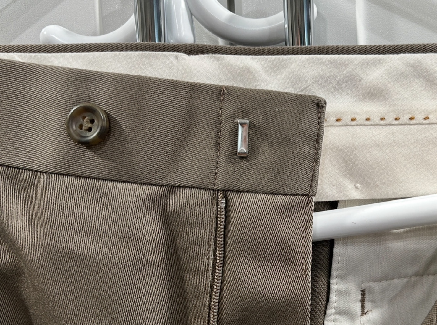 Men’s Khaki Dockers Premium Dress Pants - photo 3