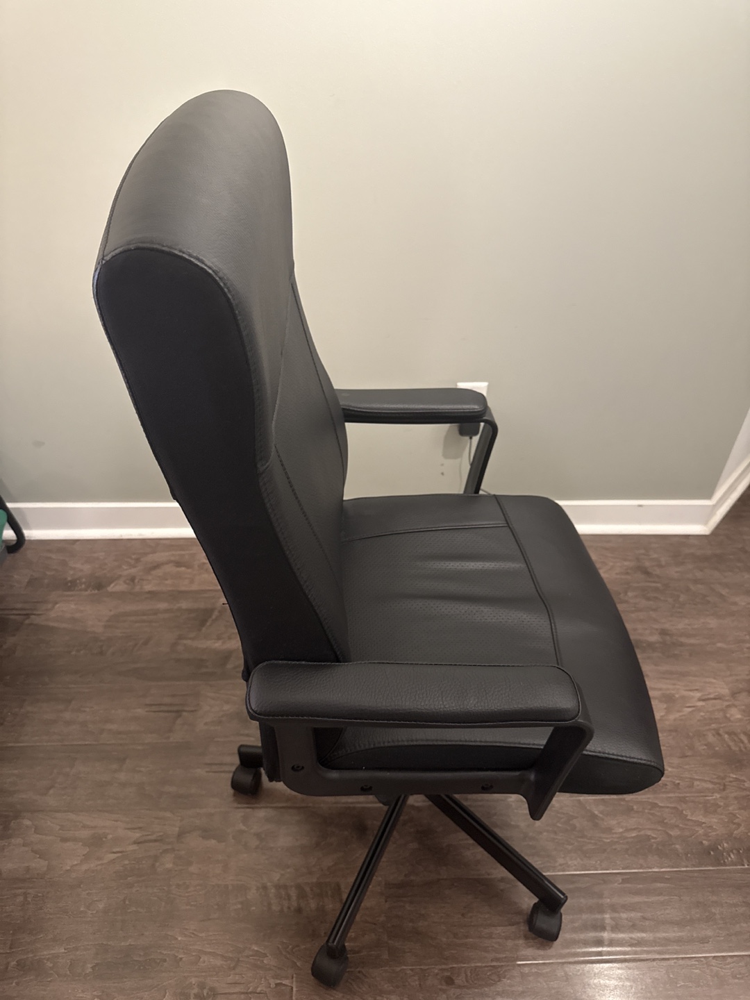 Black Office Chair