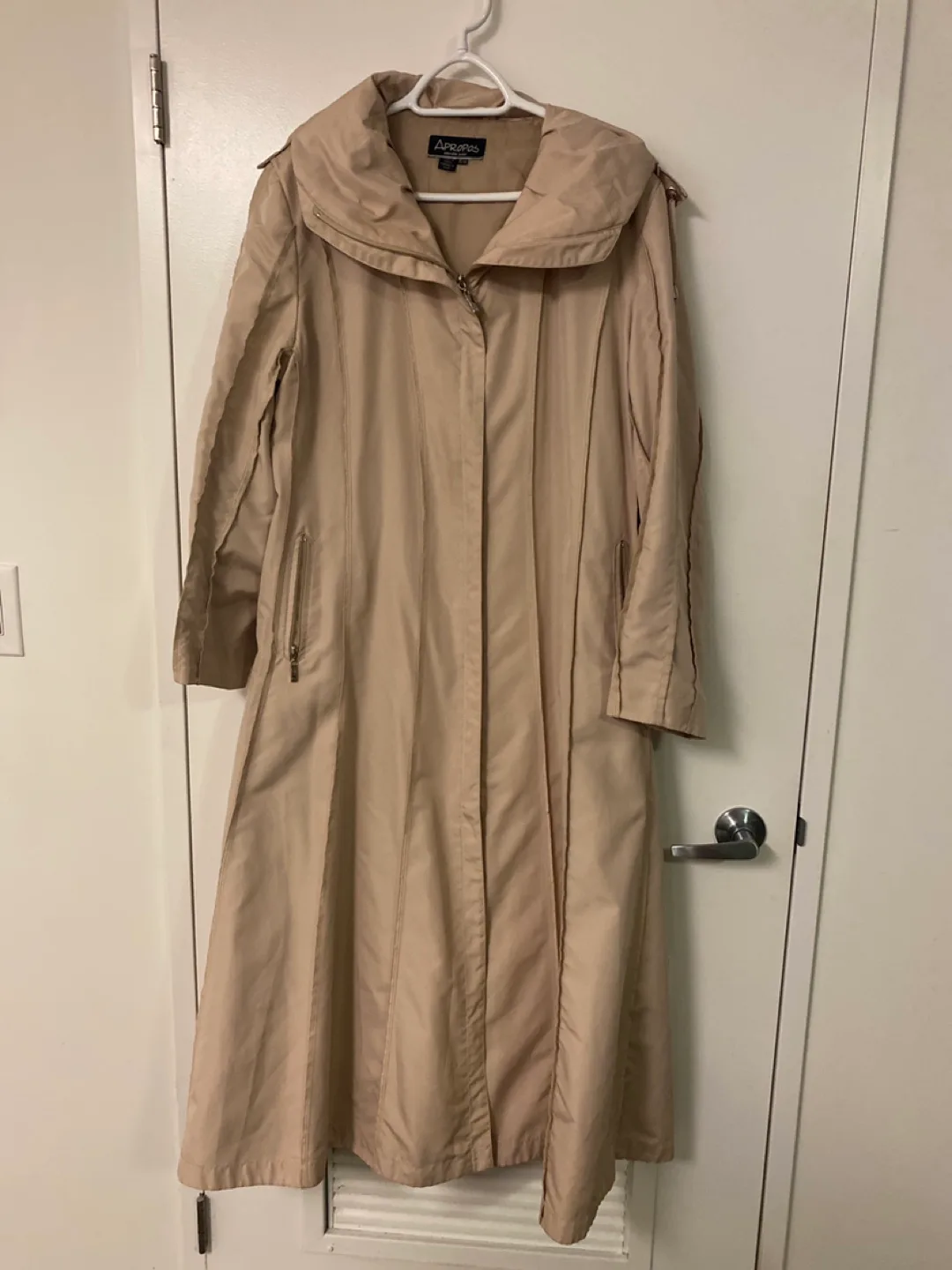 Trench Coat Woman’s XL thumbnail