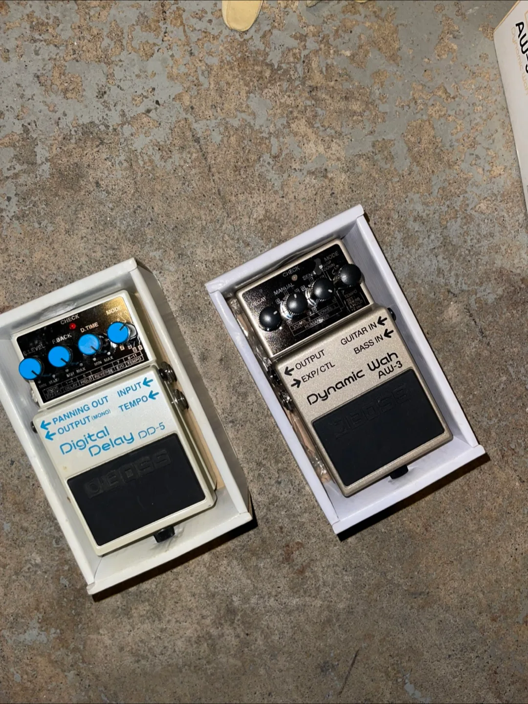 BOSS AW-3 Dynamic Wah & DD-3T Digital Delay Pedals image indicator(3)