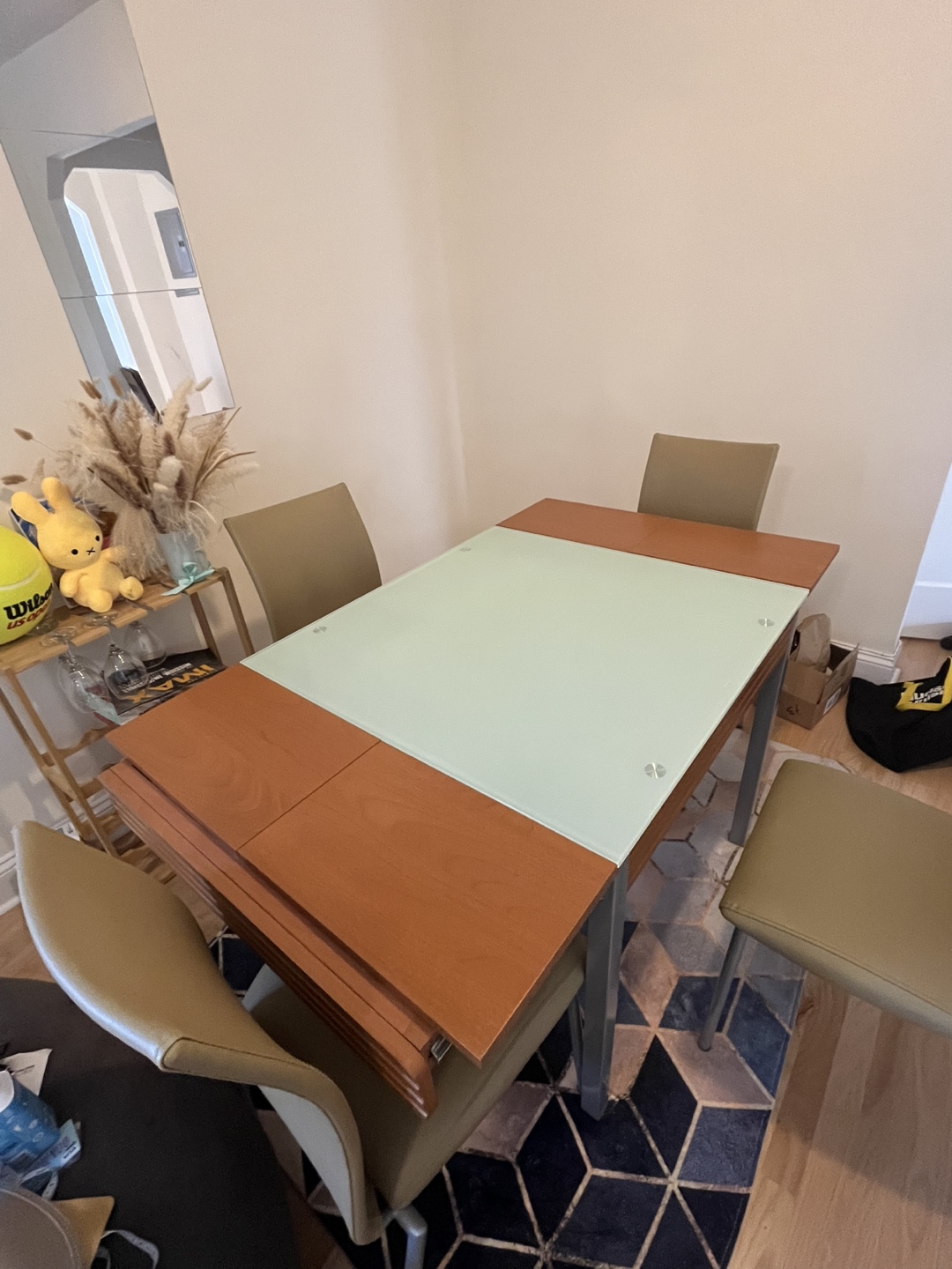 Extendable Dining Table with tempered glass top - photo 3