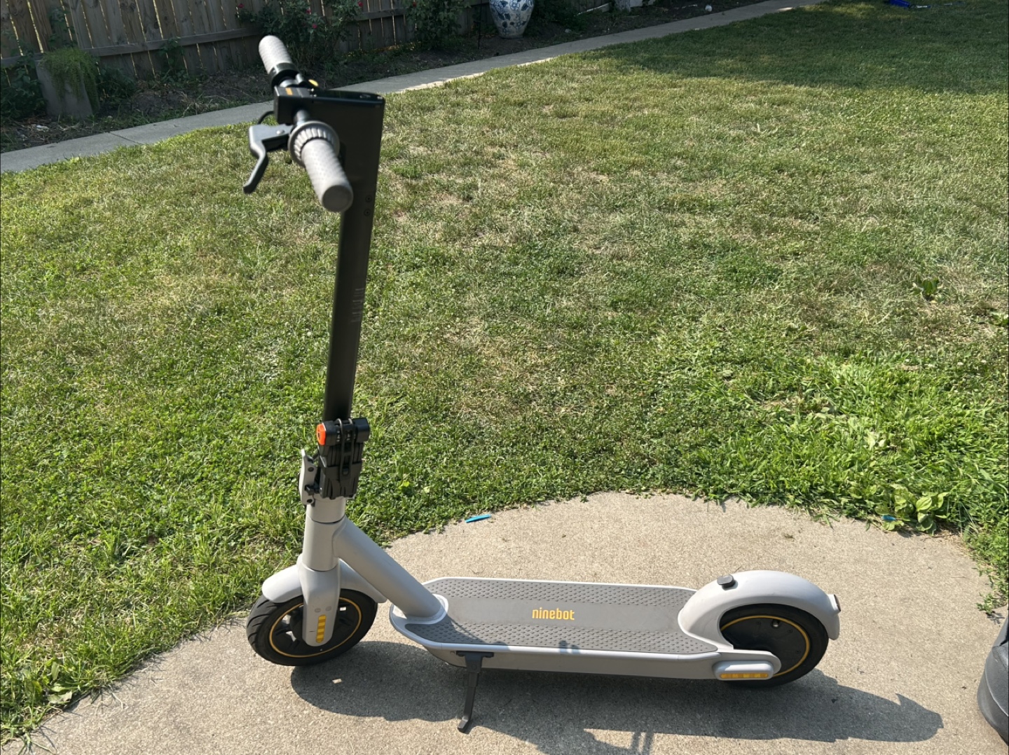Ninebot Electric Scooter (G30 MAX LP)
