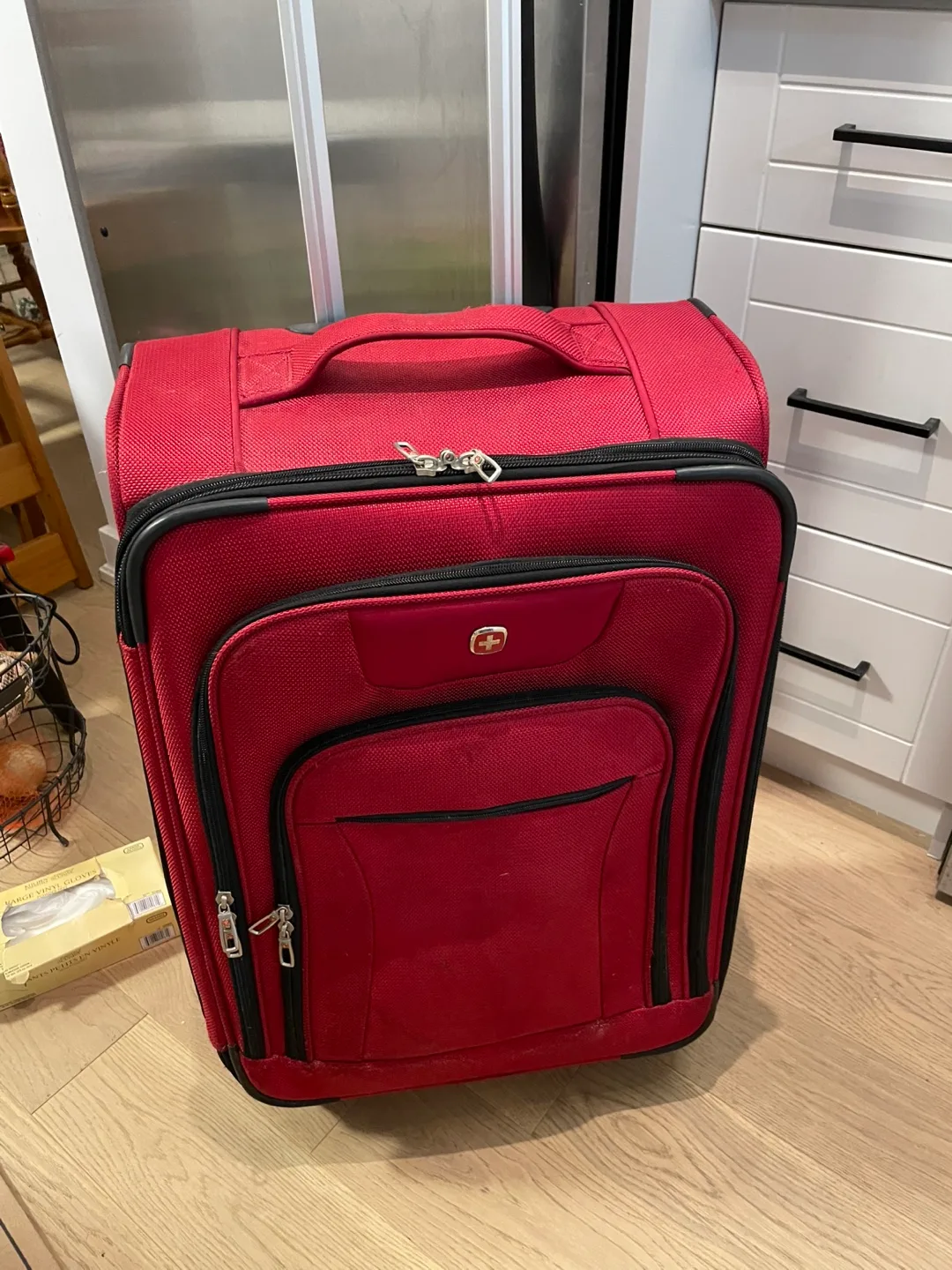 Red Swiss Gear Rolling Suitcase thumbnail