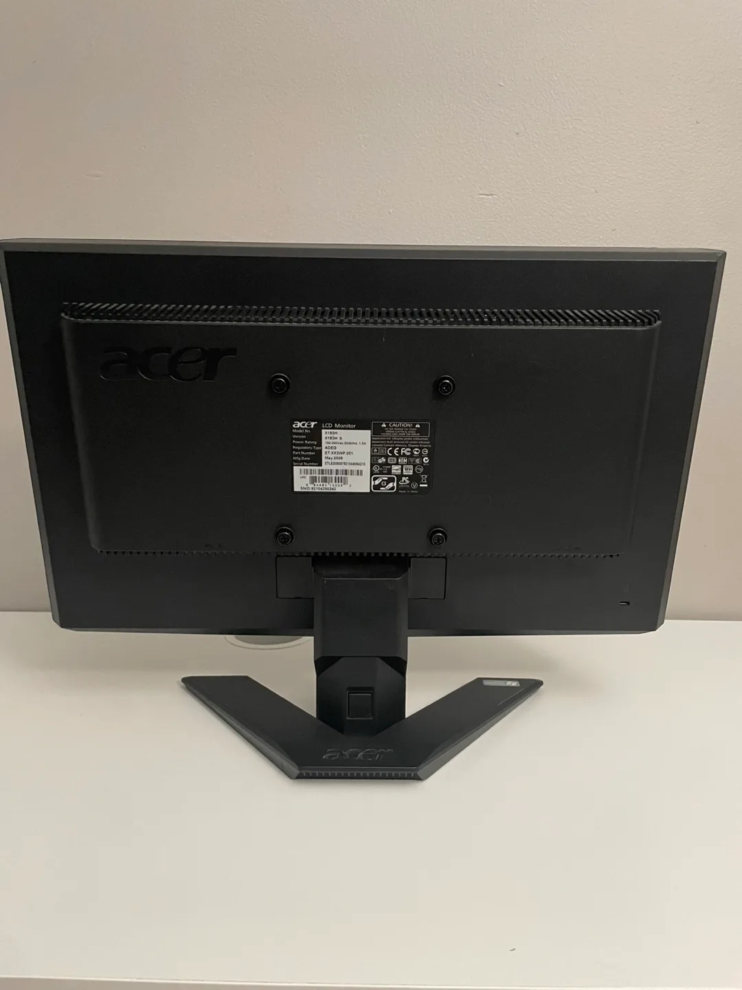 Acer X183H 18.5″ LCD Monitor – Excellent Condition image indicator(4)