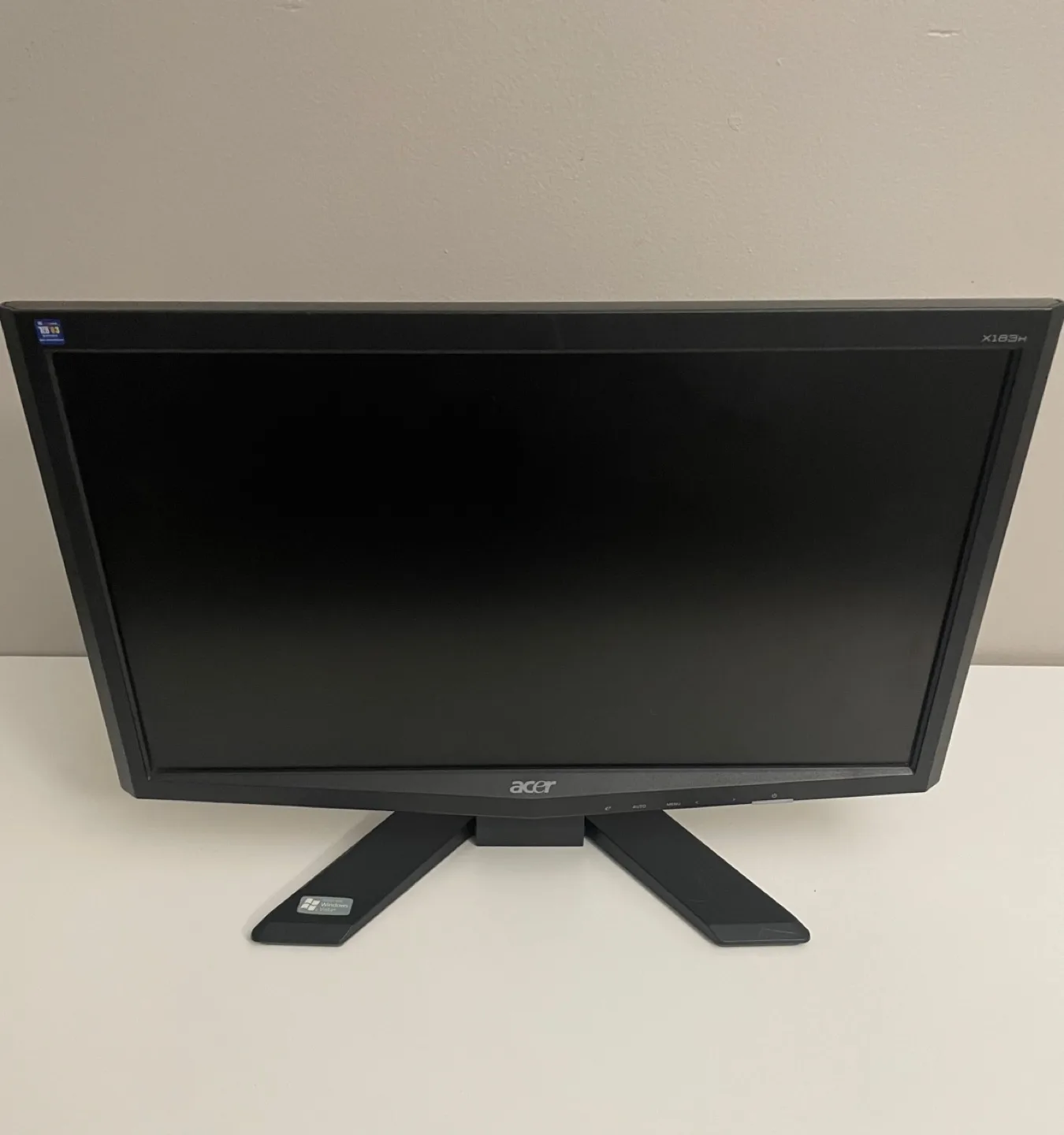 Acer X183H 18.5″ LCD Monitor – Excellent Condition image indicator(2)
