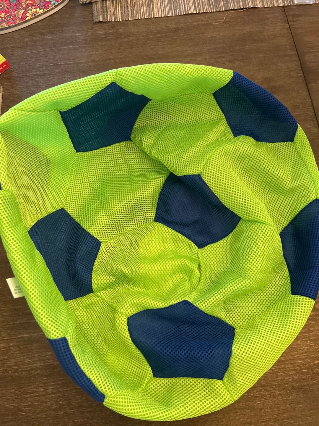 Mega Mesh Ball - 20" Diameter image indicator(4)