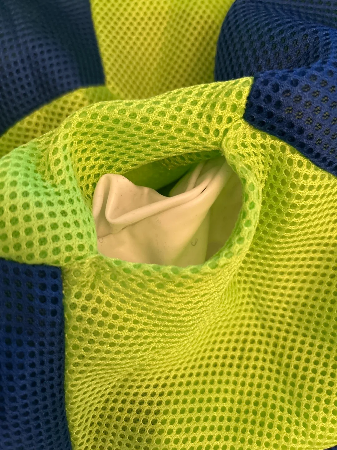 Mega Mesh Ball - 20" Diameter image indicator(5)