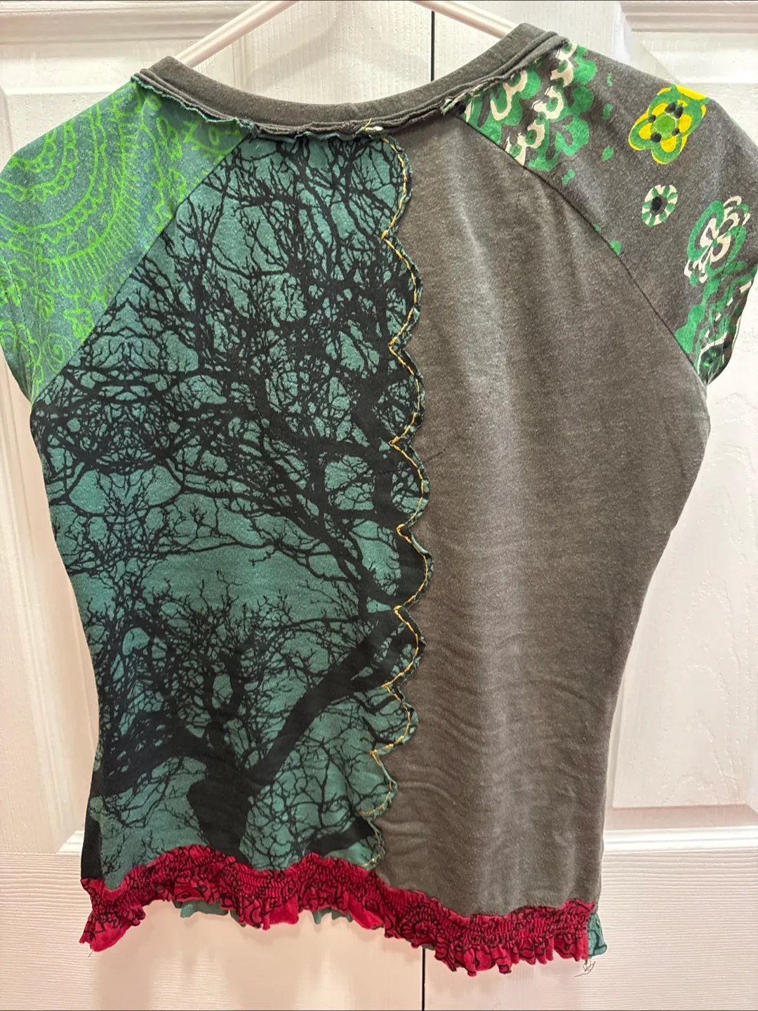 Desigual Rainbow T-Shirt, Size medium image indicator(3)