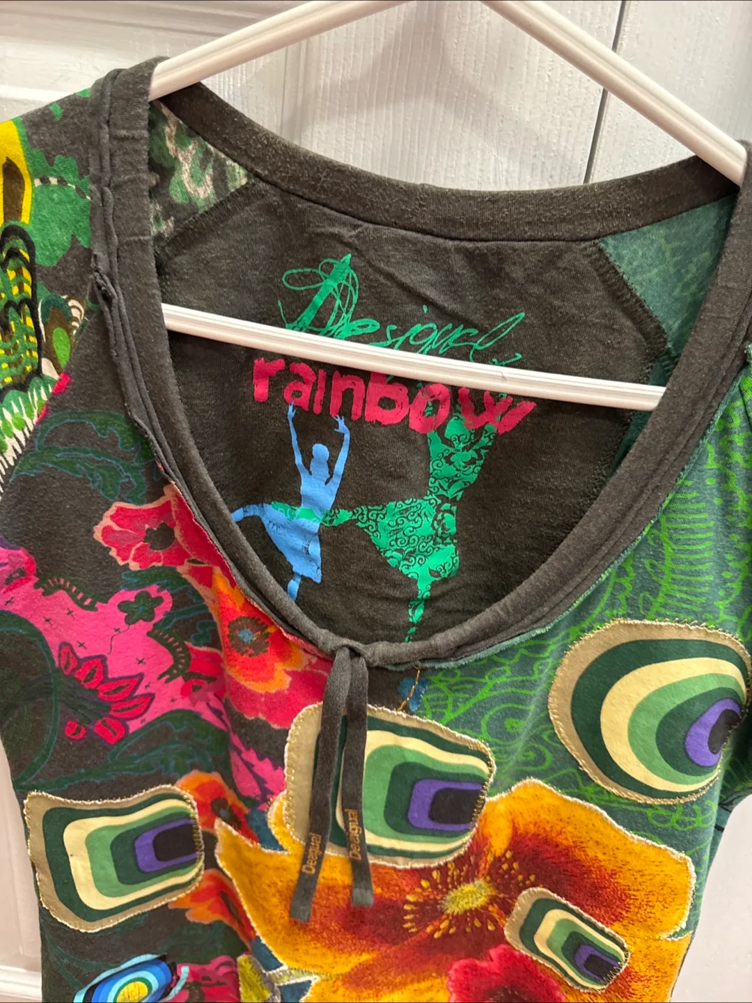 Desigual Rainbow T-Shirt, Size medium image indicator(2)