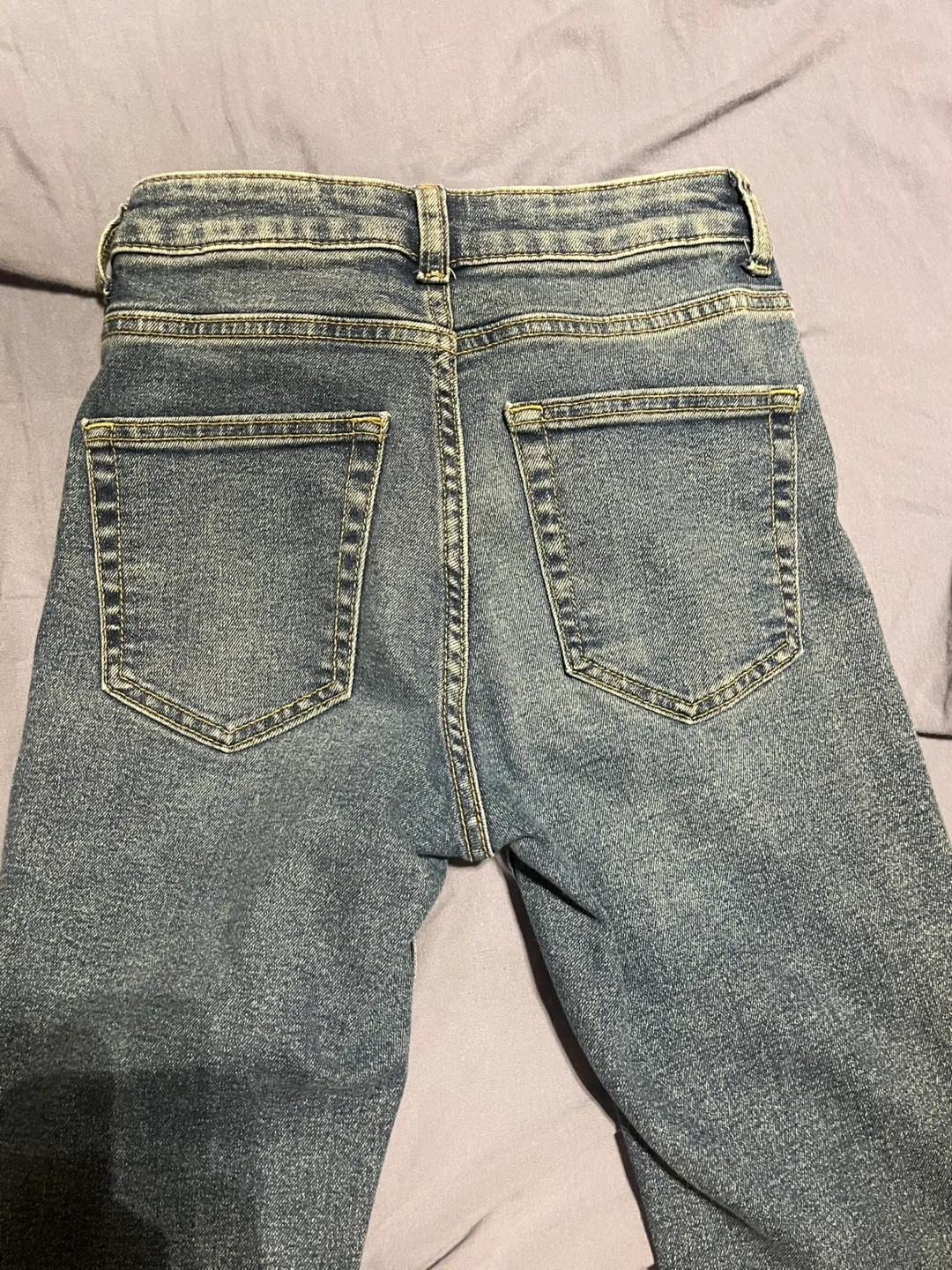 H&M Jeans - Size 0 image indicator(4)