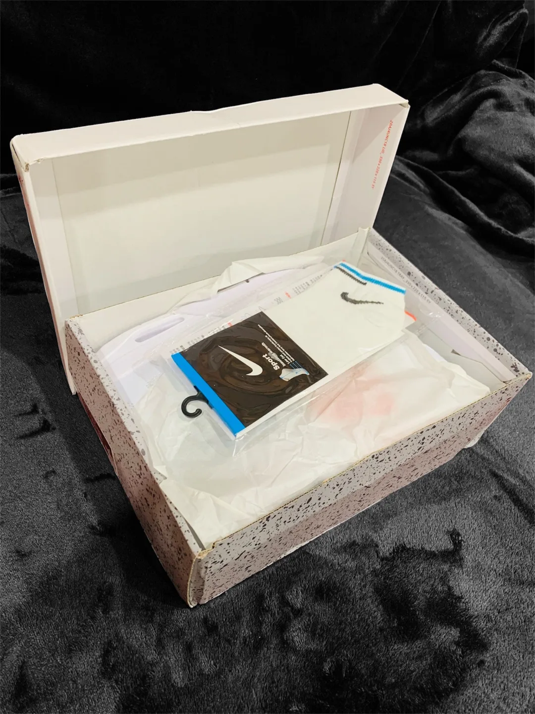 New Air Jordan 4 Retro Pure money image indicator(4)