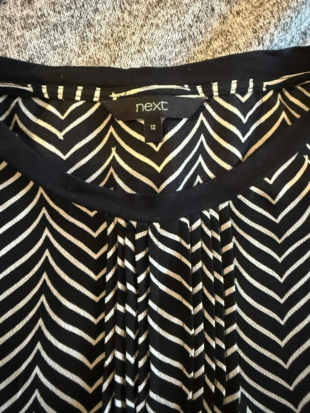 Size 12 Women's Blouse image indicator(2)