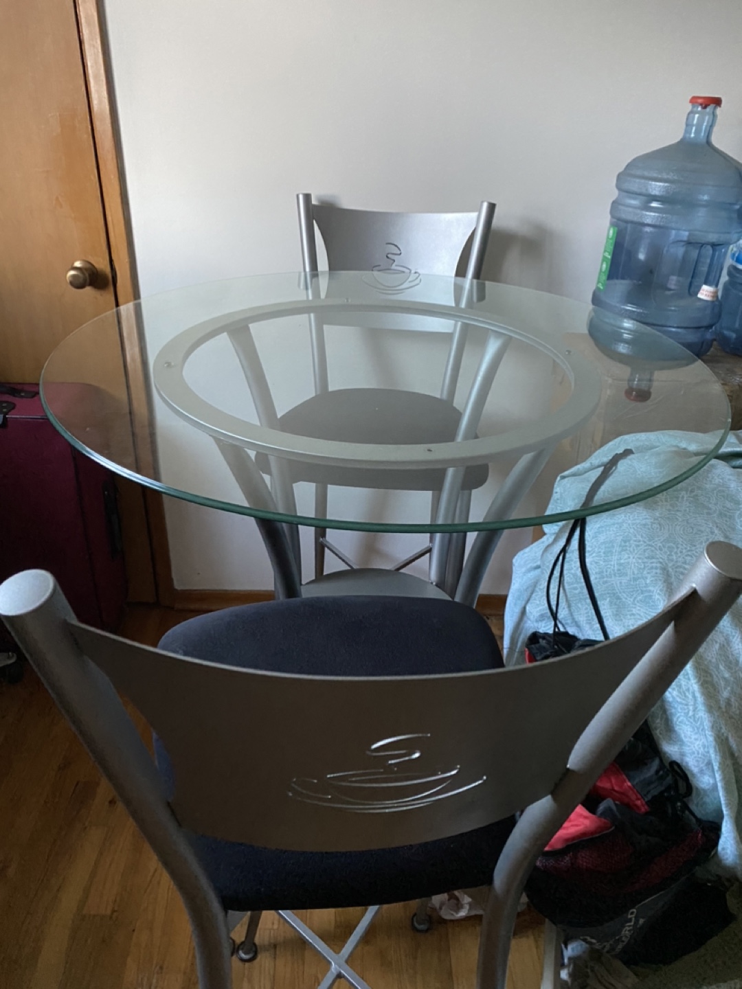 Glass Top Table with 2 Chairs - photo 3
