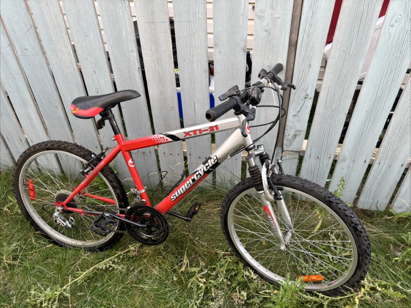 Supercycle XTI-21 Mountain Bike - Red/Silver youth