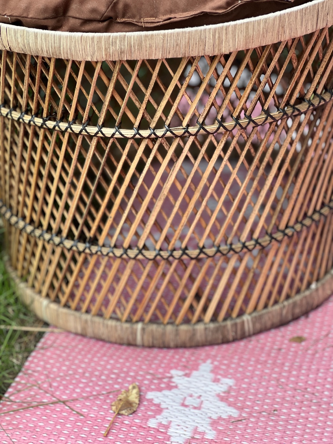 Wicker Peacock Chair with Cushion - photo 2
