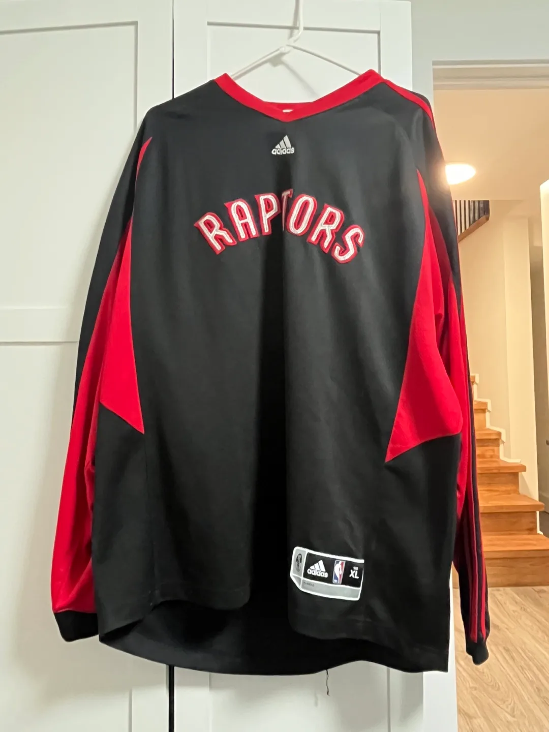 Adidas Raptors Long Sleeve Shirt - XL thumbnail