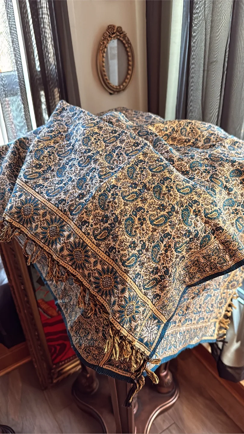 Assorted Table Runners thumbnail
