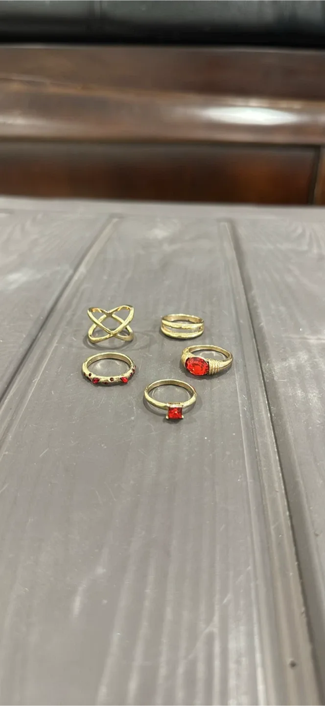 Set of 5 Gold & Red Rings thumbnail
