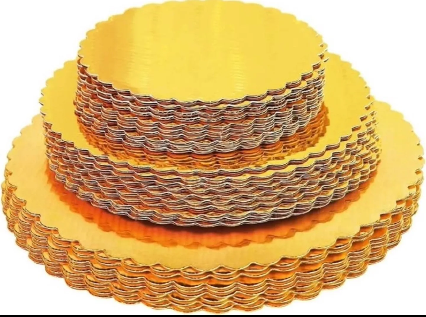 Gold Cake Boards - Scalloped Edge thumbnail