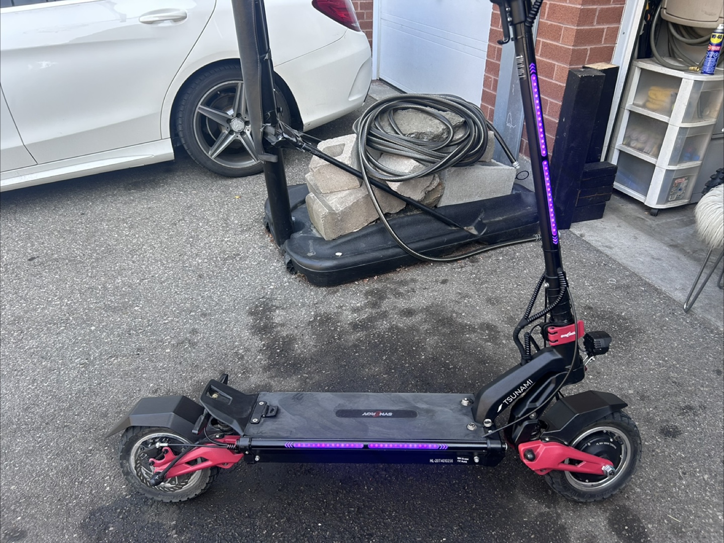 Tsunami 2024 Electric Scooter - photo 3