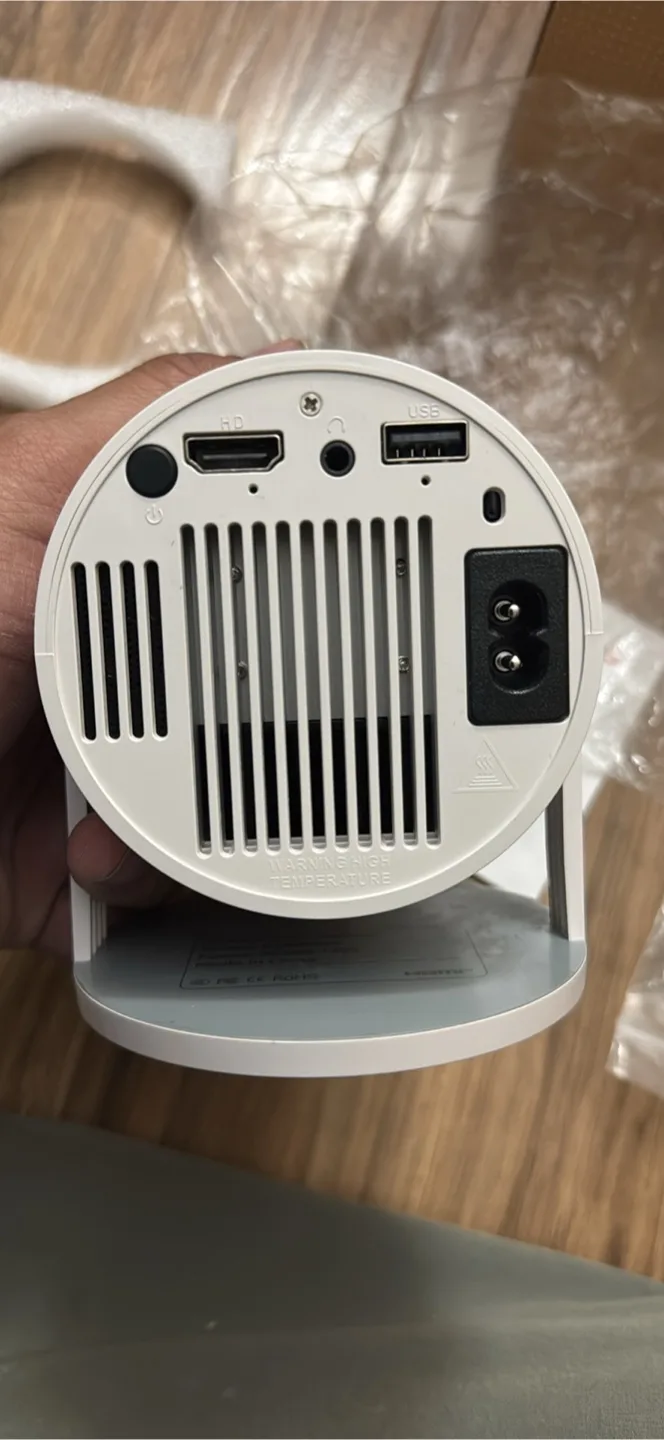 Gaimoo GM300 Ultra HD wifi Projector thumbnail