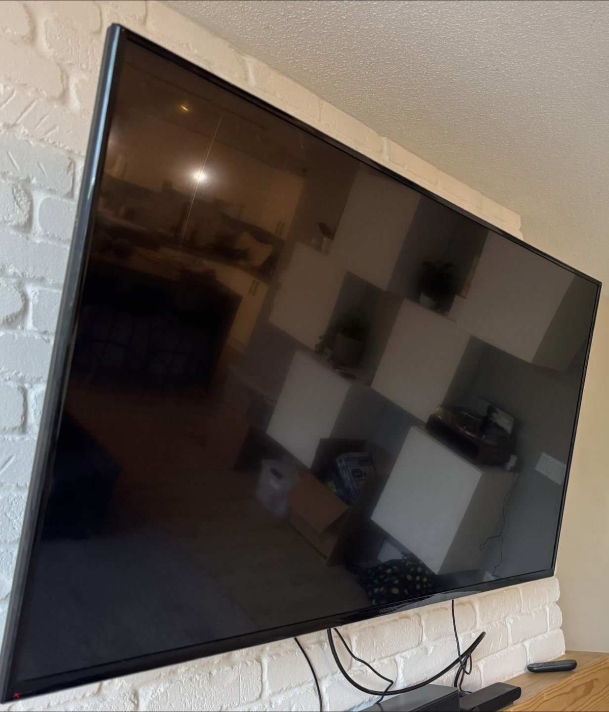 Insignia 48" TV with Wall Mount