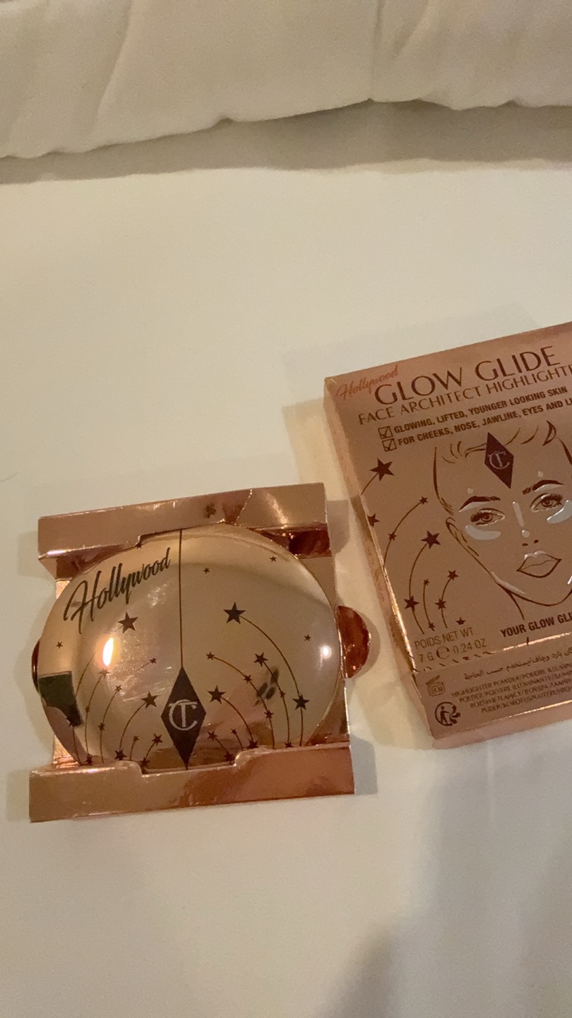 Charlotte Tilbury Glow Glide Highlighter - photo 2